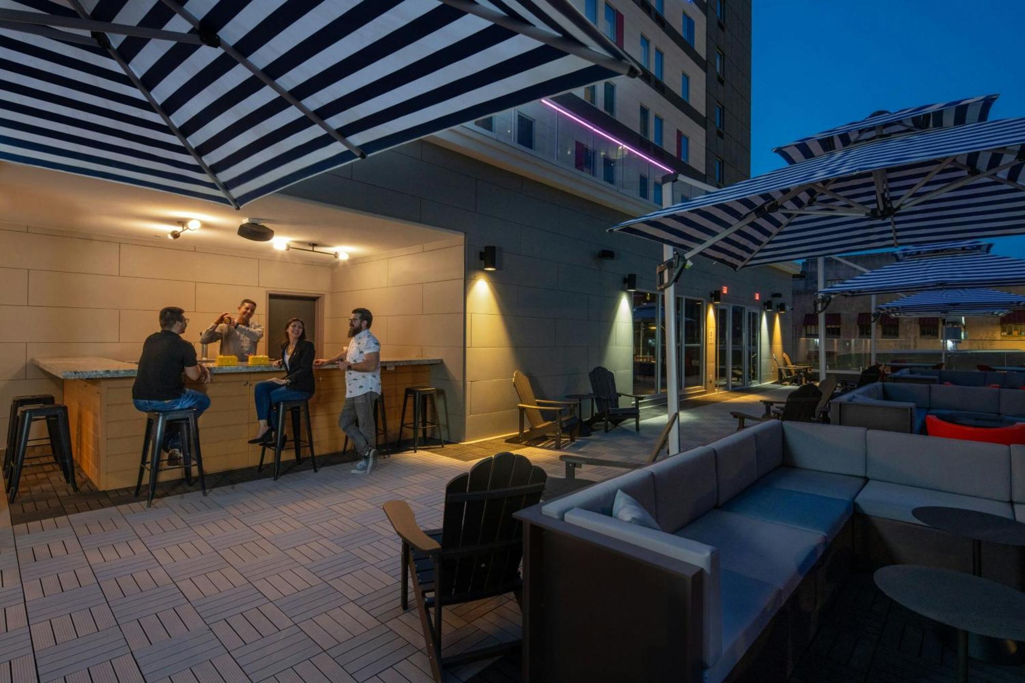 Aloft Memphis Downtown Hotel ภายนอก รูปภาพ